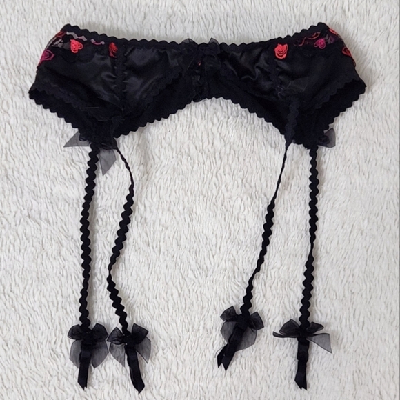 New!For Love and Lemons Love Potion Hearts Bra and Matching Garter Belt - Picture 14 of 16